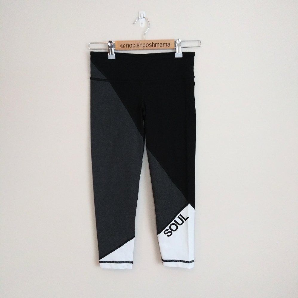 SoulCycle Colorblock Capri Leggings Tights Size XS
